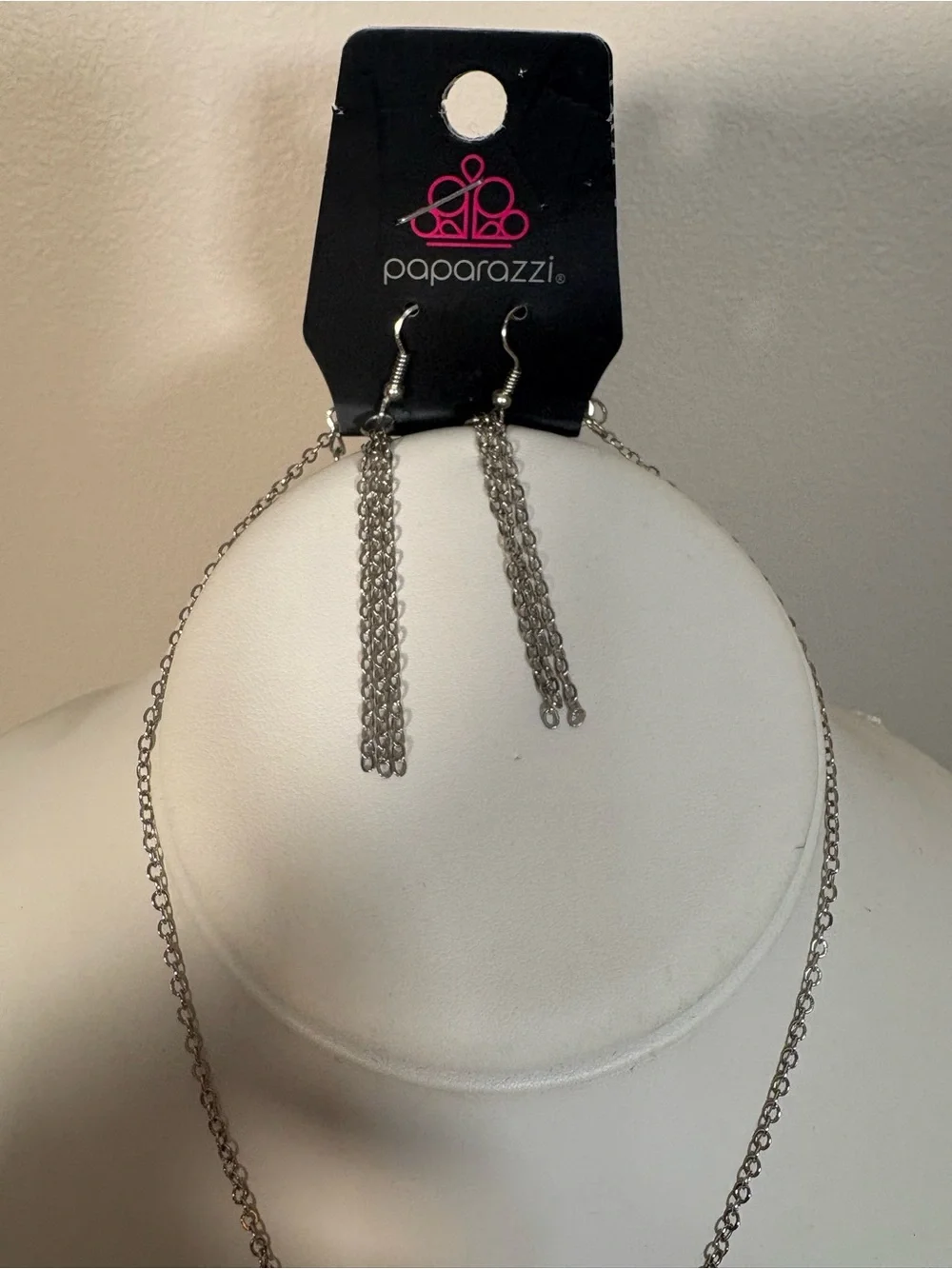 paparazzi Mother-of-Pearl Pendant Necklace with Earrings, Ring, and Braclet